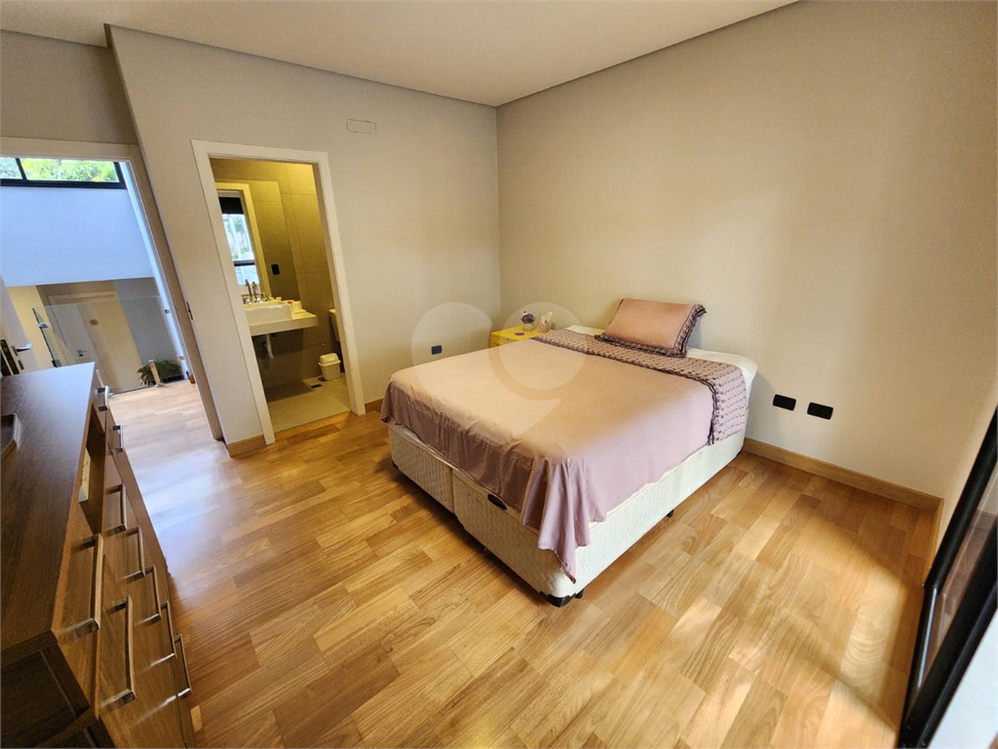 Casa à venda com 4 suítes em Jardim Prudência, São Paulo, SP