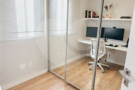 Apartamento à venda com 3 quartos em Quarta Parada, São Paulo, SP