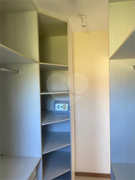 Casa à venda com 4 quartos, sendo 2 suítes, em Ubatiba, Maricá, RJ