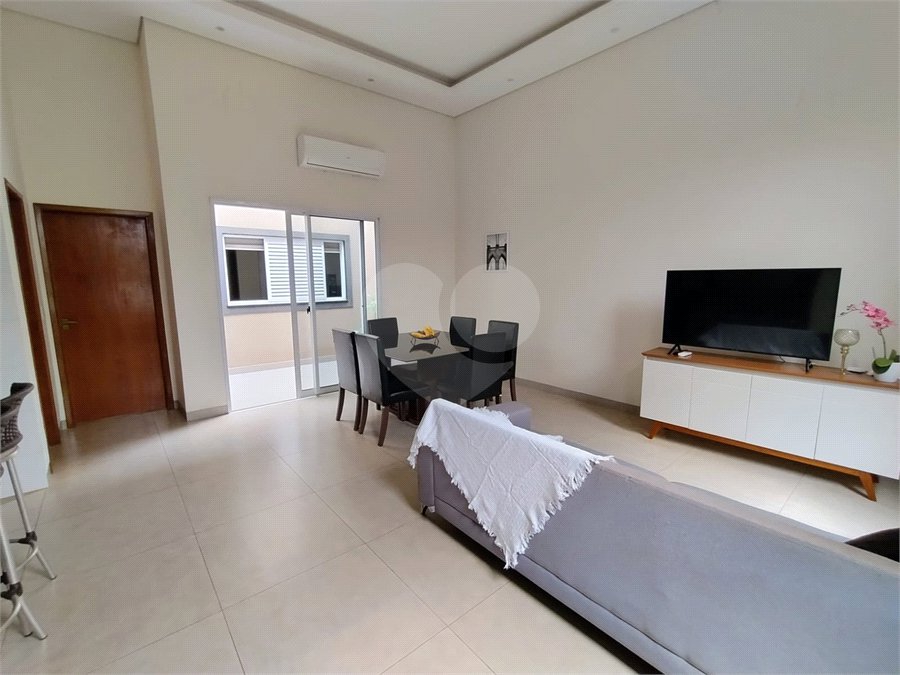 Casa à venda com 3 quartos, sendo 1 suíte, em Jardim Santa Cecília, Ribeirão Preto, SP