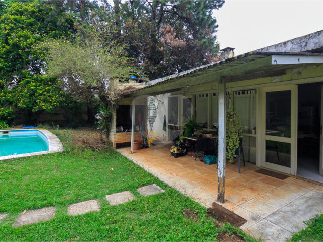 Casa à venda com 4 quartos, sendo 2 suítes,  em Jardim Marajoara, São Paulo, SP
