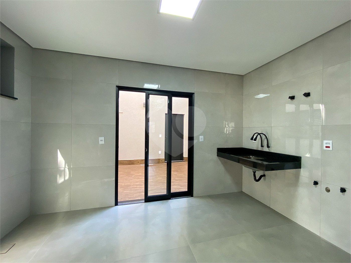 Casa à venda com 5 suítes no condomínio Nova Jerusalém - Jardinópolis, Jardinópolis - SP