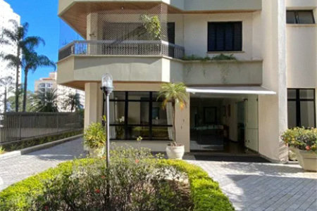 Apartamento à venda com 3 suítes em Vila Andrade, São Paulo, SP