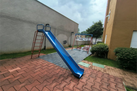 Apartamento à venda com 2 quartos, sendo 1 suíte, em Jardim Carambeí, São Roque, SP