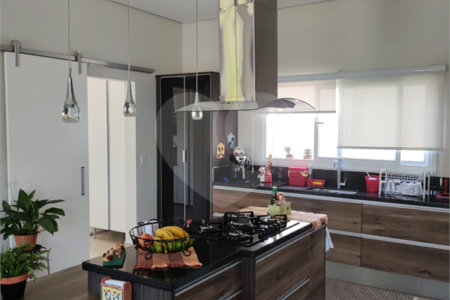 Casa à venda com 3 suítes no condomínio Reserva dos Vinhedos, Louveira - SP