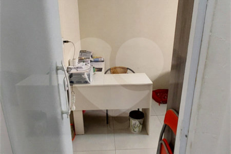 Casa à venda com 4 quartos, sendo 2 suítes, no condomínio Vivendas do Mendanha, Rio de Janeiro - RJ