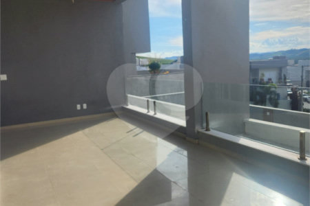 Casa à venda ou para alugar com 4 suítes no condomínio Residencial Jaguary, São José dos Campos - SP