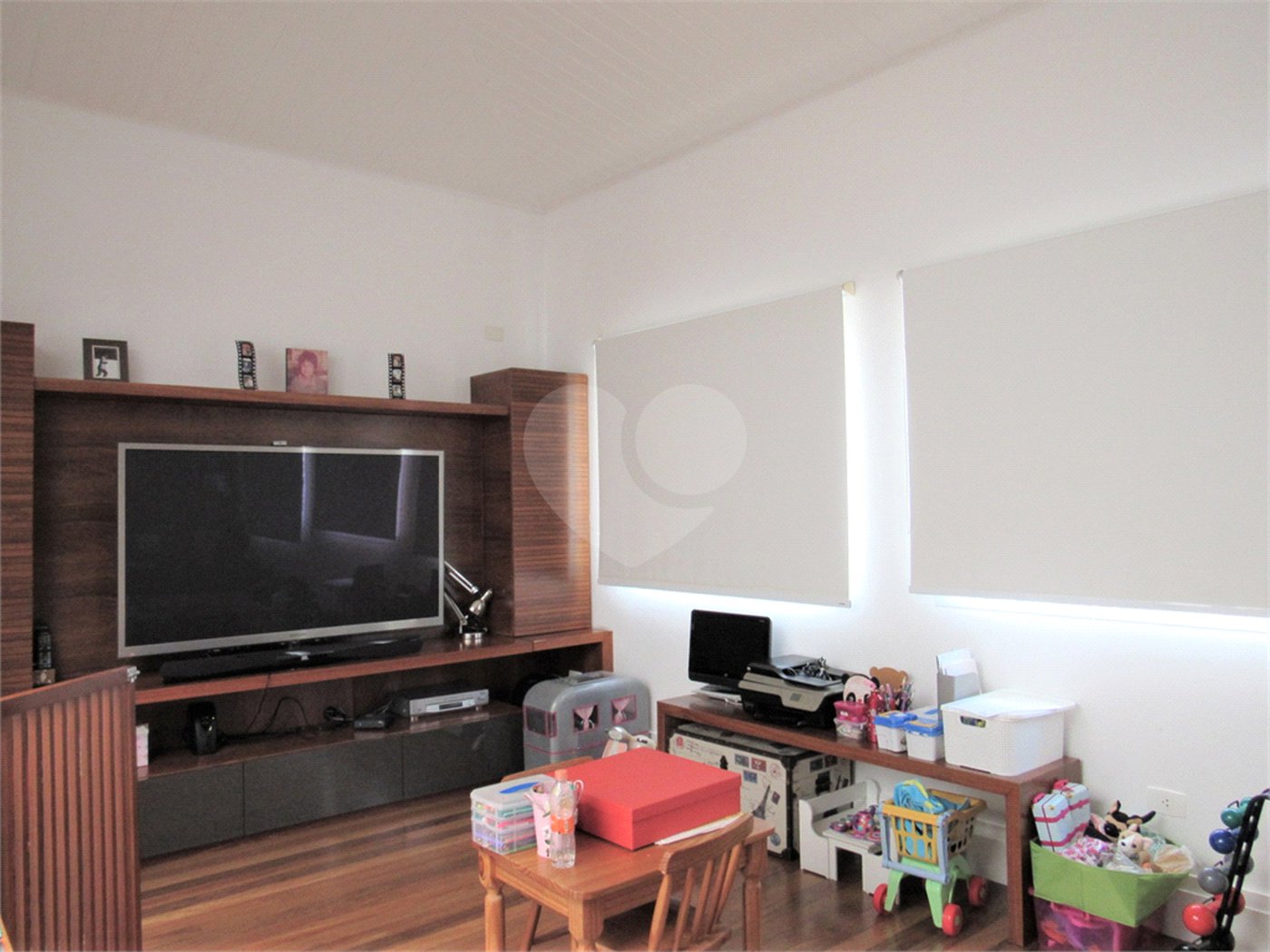 Casa à venda com 4 suítes no condomínio Dolce Villa, São Paulo - SP