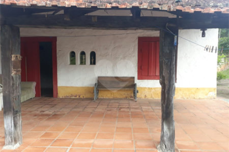 Chácara à venda com 4 quartos em Vila Santa Rita, São Roque, SP