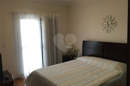 Casa à venda com 3 quartos, sendo 1 suíte,  em Vila Gustavo, São Paulo, SP