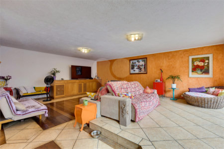 Casa de Vila à venda com 4 quartos, sendo 2 suítes,  no condomínio City Campo Grande, São Paulo - SP