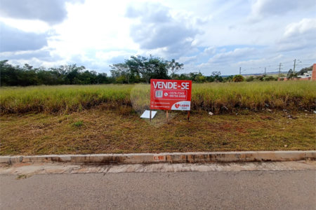 Terreno à venda em Vila Asem, Itapetininga, SP
