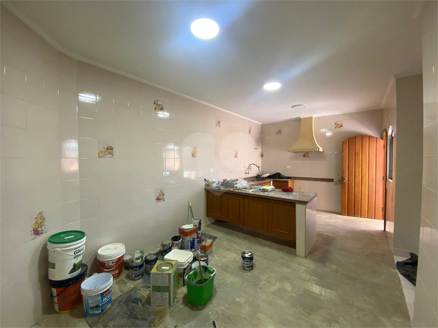 Casa à venda com 4 quartos, sendo 2 suítes,  em Jardim do Lago, Atibaia, SP