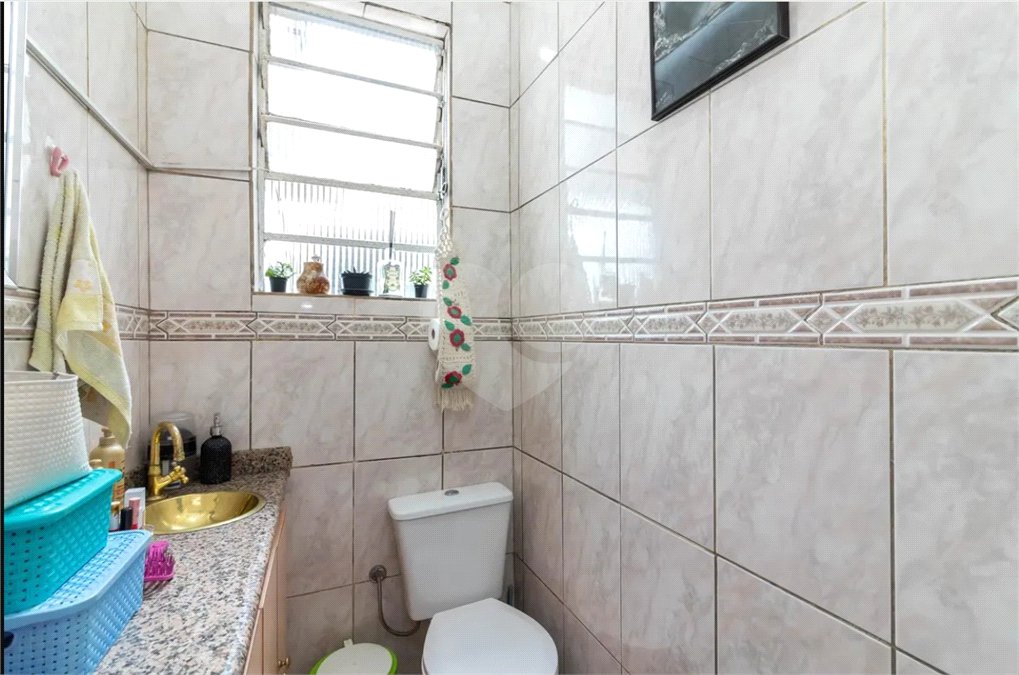 Sobrado à venda com 2 quartos, sendo 1 suíte, em Chora Menino, São Paulo, SP