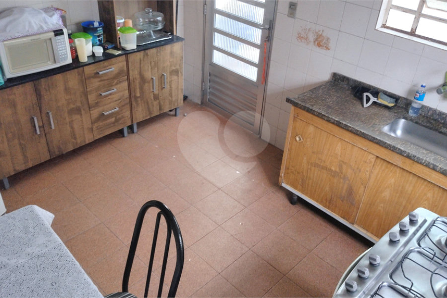 Sobrado à venda com 6 quartos, sendo 3 suítes,  em Vila Guilherme, São Paulo, SP
