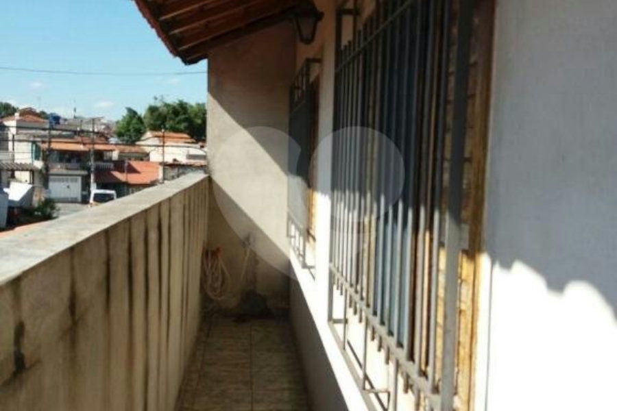 Sobrado à venda com 3 quartos, sendo 1 suíte,  em Jardim do Papai, Guarulhos, SP