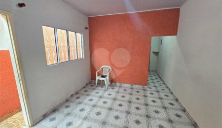 Casa à venda com 3 quartos em Jardim Itália, Itapetininga, SP