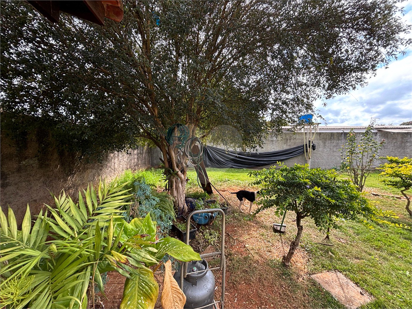 Chácara à venda com 3 quartos em Vila Sottemo, Itapetininga, SP