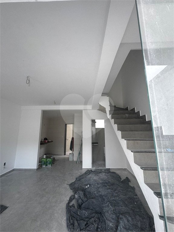 Casa à venda com 2 suítes no condomínio Residencial Camila, Rio de Janeiro - RJ