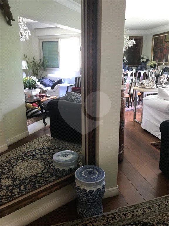 Apartamento à venda com 3 suítes em Vila Morumbi, São Paulo, SP