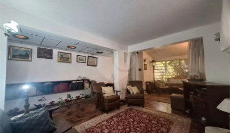 Sobrado à venda com 3 quartos, sendo 1 suíte,  em Vila Clementino, São Paulo, SP