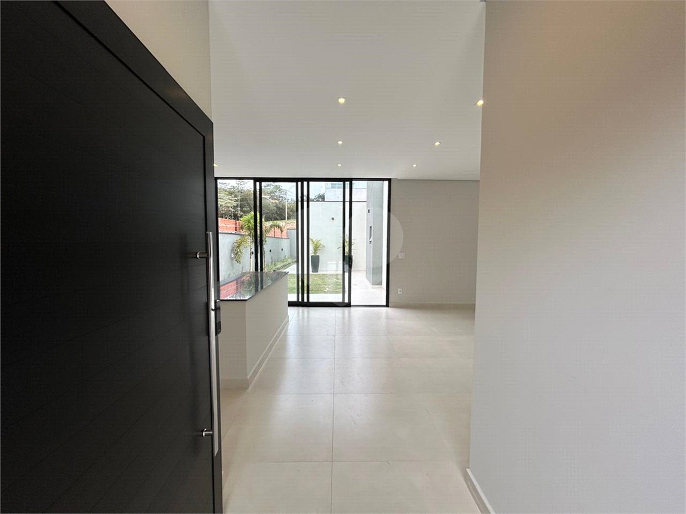 Casa à venda com 3 suítes no condomínio Helena Maria, Sorocaba - SP