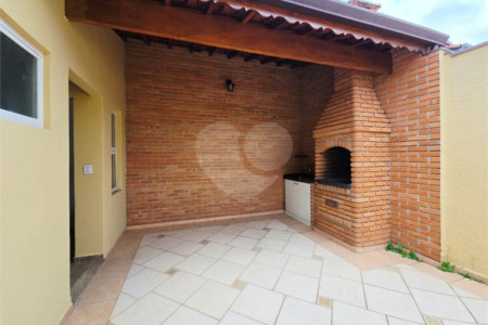 Casa à venda com 3 quartos, sendo 1 suíte, no condomínio Parque das Árvores, Sorocaba - SP