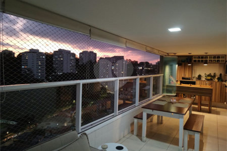 Apartamento à venda com 3 suítes em Jardim das Vertentes, São Paulo, SP