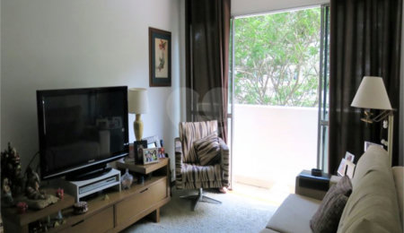 Apartamento à venda com 3 quartos, sendo 1 suíte,  em Vila Andrade, São Paulo, SP