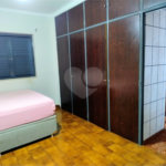 Casa à venda com 3 quartos, sendo 1 suíte, em Vila Mariana, Ribeirão Preto, SP
