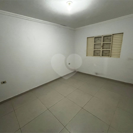 Casa à venda com 3 quartos, sendo 1 suíte, em Jardim Santa Cruz, Salto, SP