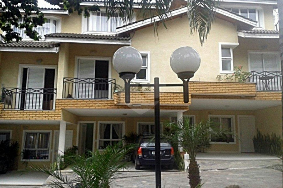 Casa à venda com 4 suítes no condomínio Residencial Reserva da Serra, São Paulo - SP