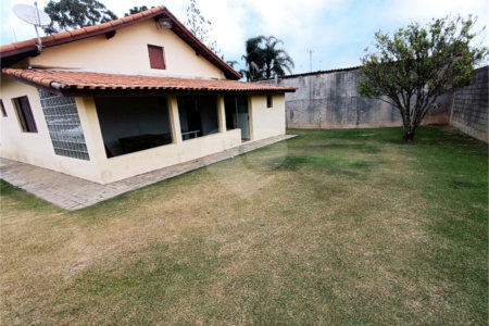Chácara à venda com 2 suítes em Pavão (canguera), São Roque, SP