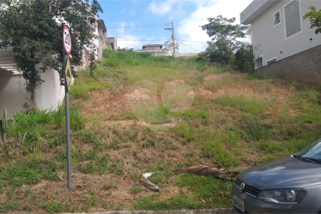 Terreno à venda com 1 suíte no condomínio Terras de São Francisco, Vinhedo - SP
