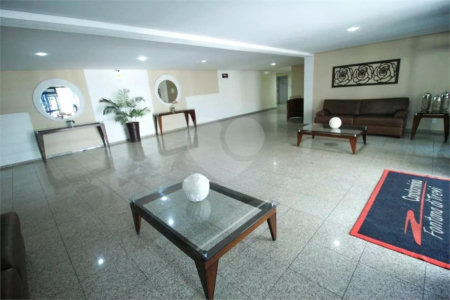 Apartamento com 55 m² à venda na Vila Bertioga.