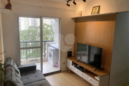 Apartamento à venda com 1 quarto em Parque Reboucas, São Paulo, SP