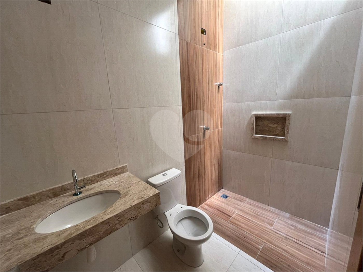 Casa à venda com 3 quartos, sendo 2 suítes, em Nova Cerejeira, Atibaia, SP