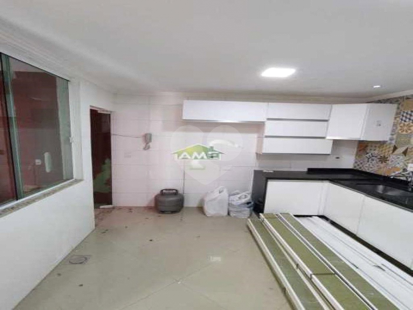 Casa à venda com 2 quartos, sendo 1 suíte,  em Campo Grande, Rio de Janeiro, RJ