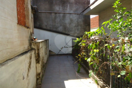 Sobrado à venda com 4 quartos em Santa Teresinha, São Paulo, SP
