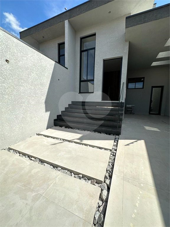 Casa Térrea à venda com 3 quartos, sendo 1 suíte, em Jardim do Lago, Atibaia, SP
