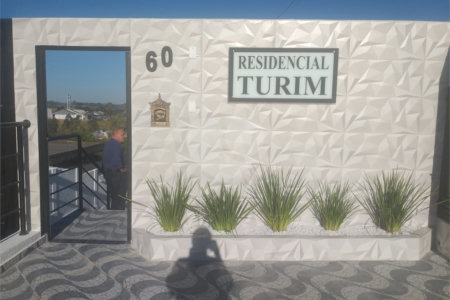 Casa à venda com 2 quartos no condomínio Residencial Turim, Mogi das Cruzes - SP