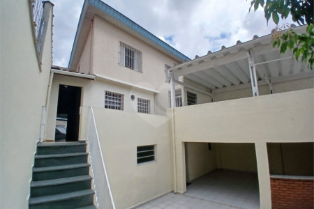 Sobrado à venda com 3 quartos, sendo 1 suíte, em Parque Rodrigues Alves, São Paulo, SP