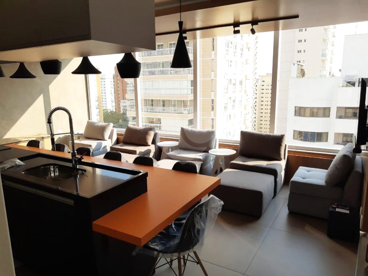Apartamento à venda com 1 suíte em Indianópolis, São Paulo, SP