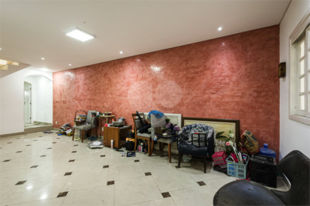 Casa à venda com 3 quartos, sendo 2 suítes, em Jardim Santa Cecília, Guarulhos, SP