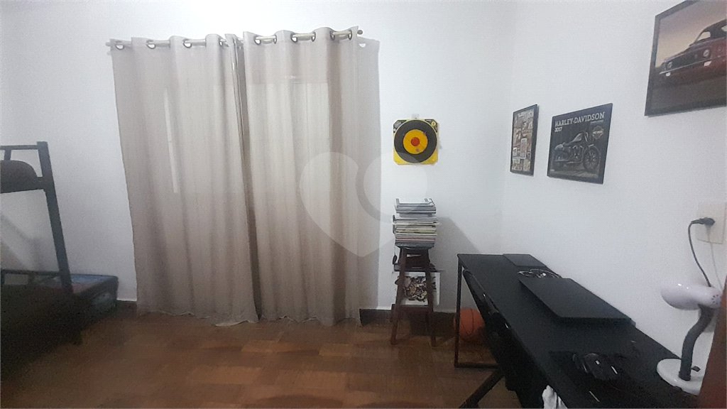 Casa à venda com 3 quartos em Jardim Santa Helena, Itaquaquecetuba, SP