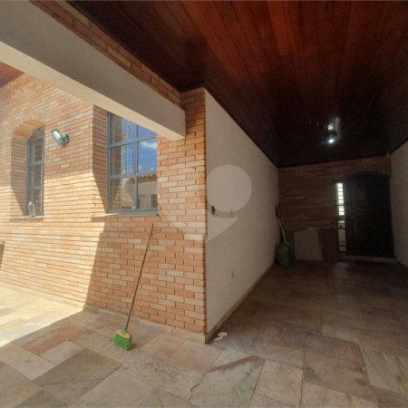 Casa de Vila à venda com 4 suítes em Jardim Santa Rosália, Sorocaba, SP
