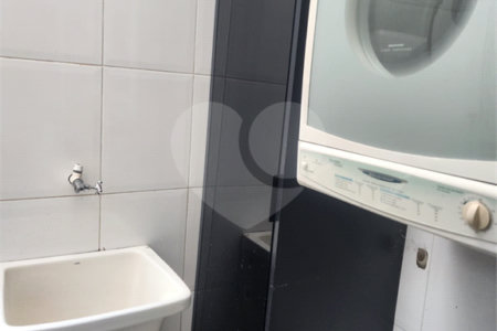 Casa à venda com 3 quartos, sendo 1 suíte, no condomínio Terras de São Francisco, Vinhedo - SP