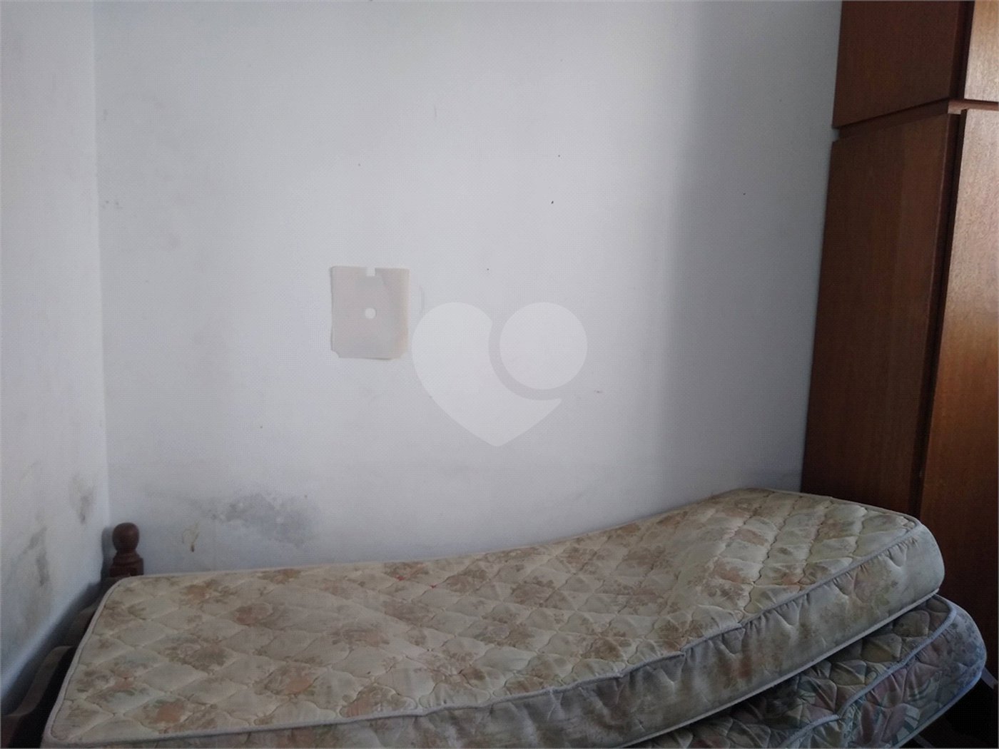 Sobrado à venda com 4 quartos, sendo 3 suítes,  em Vila Monumento, São Paulo, SP