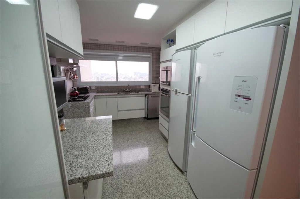 Apartamento à venda com 4 quartos, sendo 3 suítes, em Vila Romana, São Paulo, SP