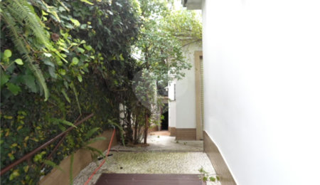 Casa à venda com 2 suítes em Paraíso, São Paulo, SP
